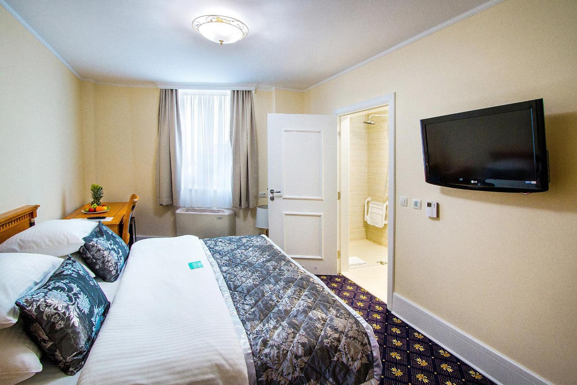 A Hoteli - Hotel Sloboda Šabac Екстериор снимка