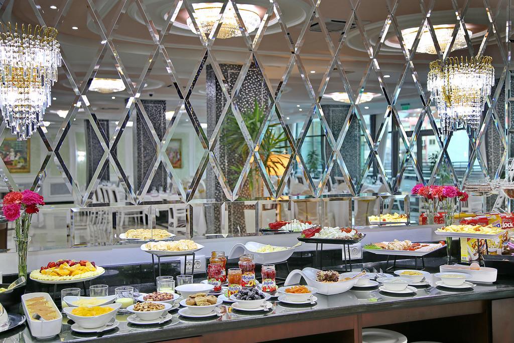 A Hoteli - Hotel Sloboda Šabac Екстериор снимка
