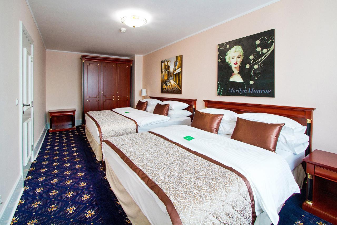 A Hoteli - Hotel Sloboda Šabac Стая снимка